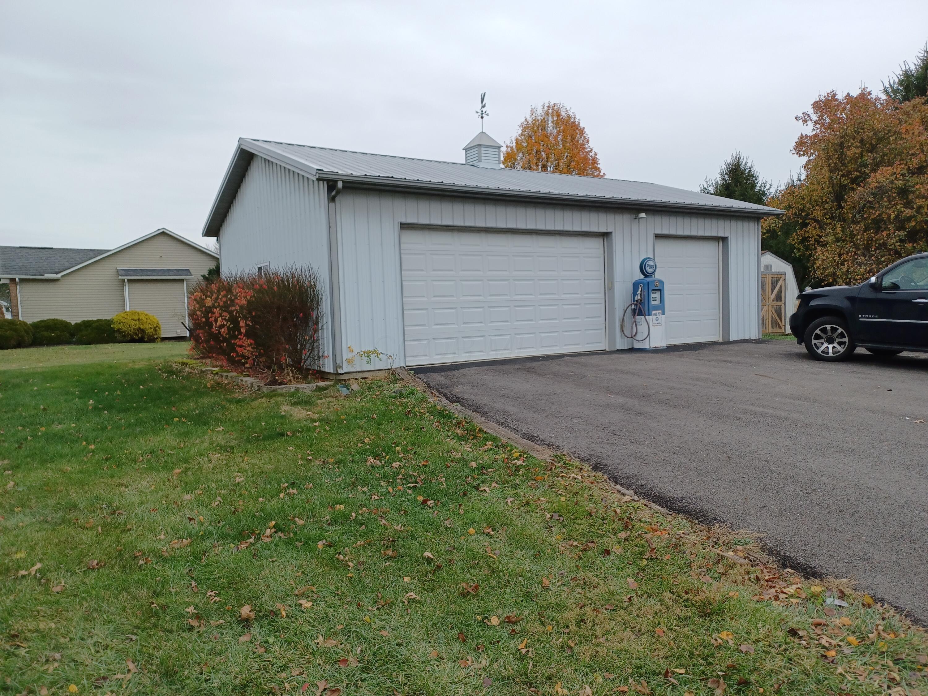 7065 Hollow Road Southwest Pataskala, OH 43062 - Photo 45 of 57 workshop 1