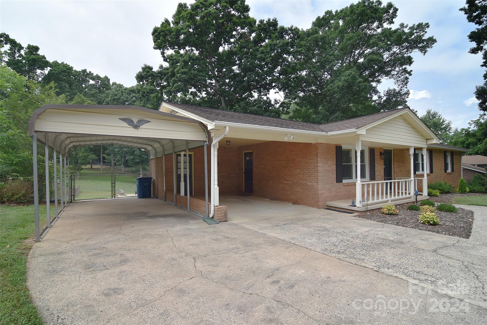 5208 Spring Lane Shelby, NC 28152 - Photo 3 of 33 Gallery Image 3