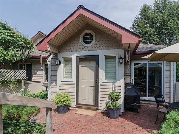 65 Algonquin Road, Unit 65 Newton, MA 02467 - Photo 1 of 17