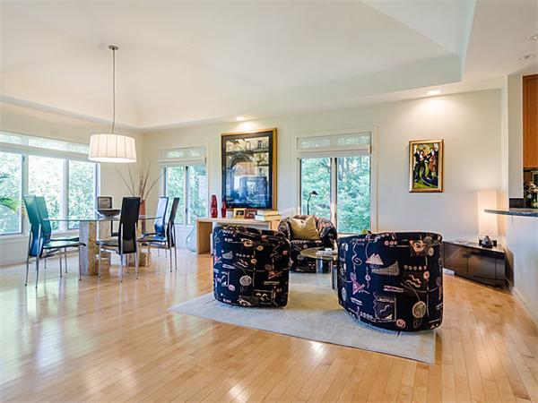 65 Algonquin Road, Unit 65 Newton, MA 02467 - Photo 3 of 17