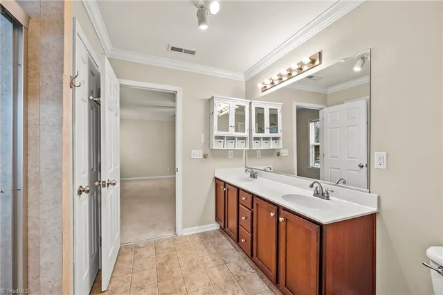 $339,900 | 1570 Country Lane, Kernersville, NC 27284