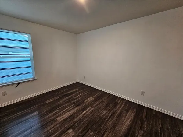 $1,499 | 5113 Avenue G, Fort Worth, TX 76105