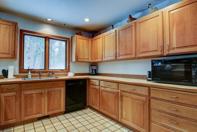 13831 Bishops Cap Black Butte Ranch, OR 97759 - Photo 10 of 30 13831 Bishops Cap-14