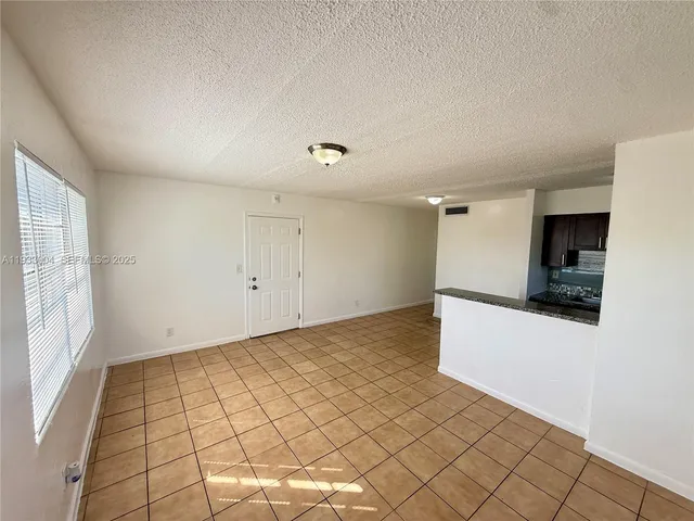 $1,475 | 8262 Northeast 1st Avenue, Unit 9, Miami, FL 33138