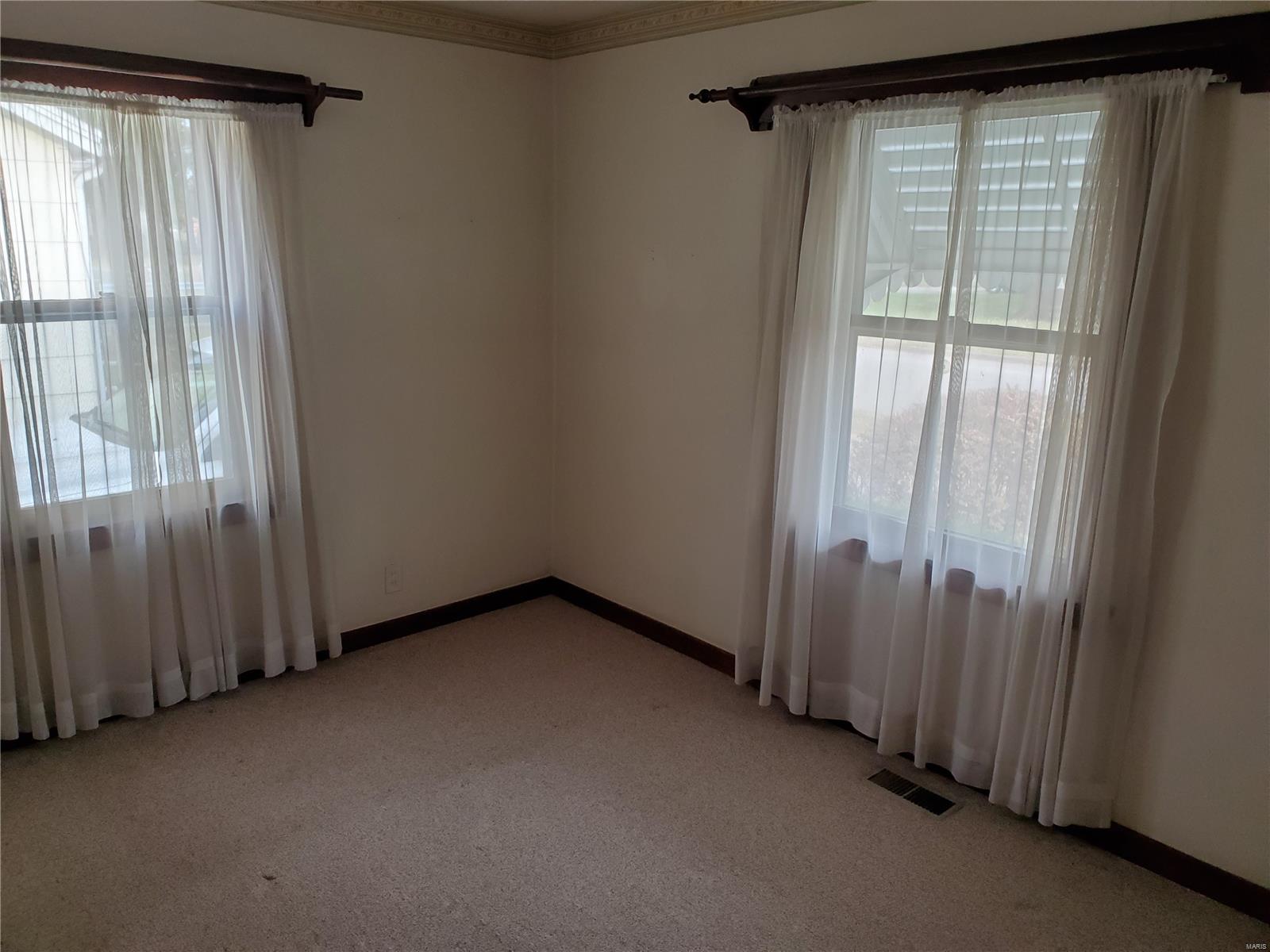 2869 Ralph Street Granite City, IL 62040 - Photo 10 of 11 Gallery Image 10
