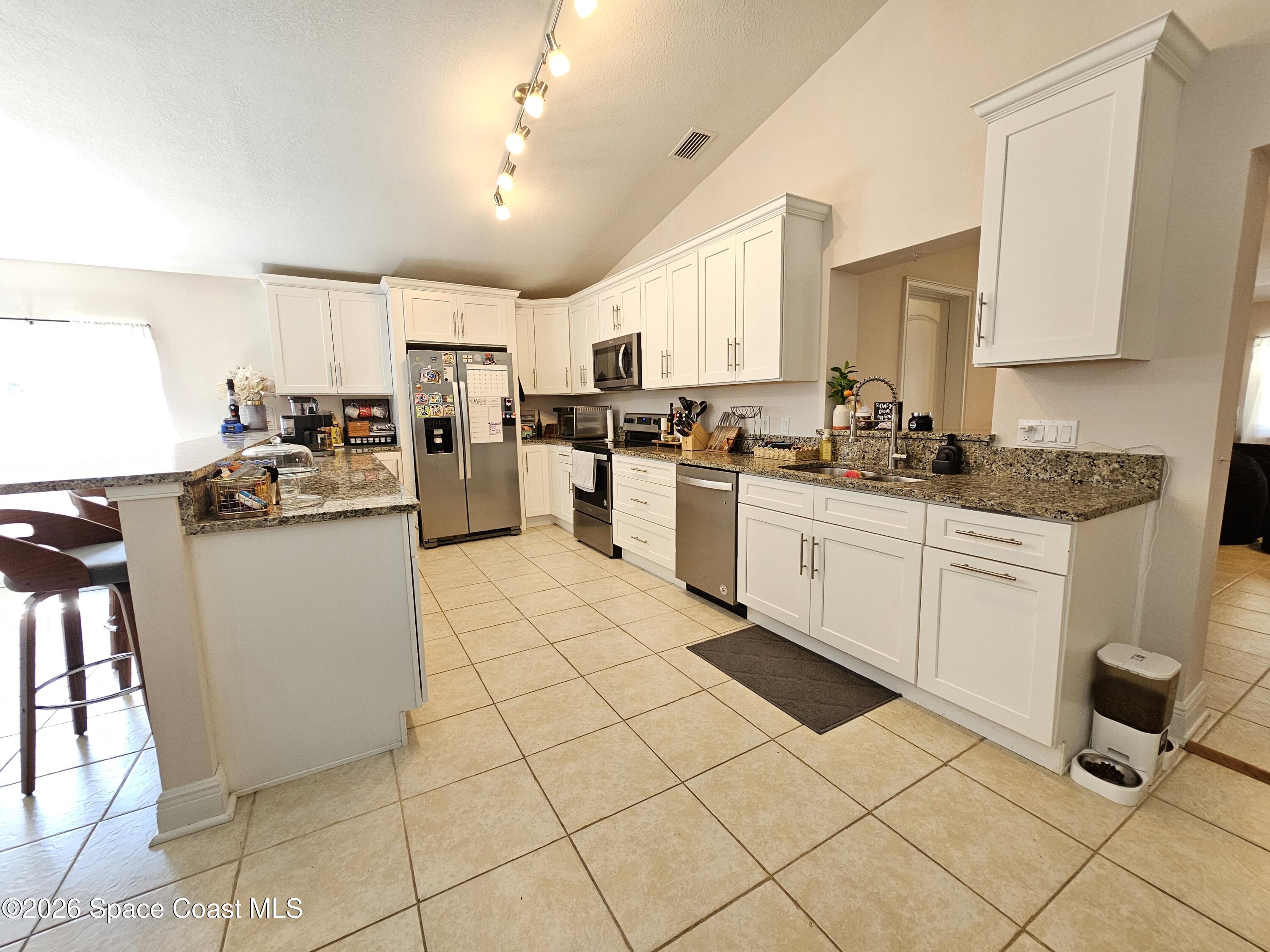 1044 Bernice Road Rockledge, FL 32955 - Photo 9 of 18 Kitchen