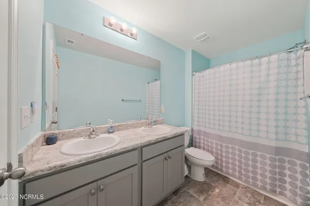 $2,350 | 920 Golfview Road, Southport, NC 28461