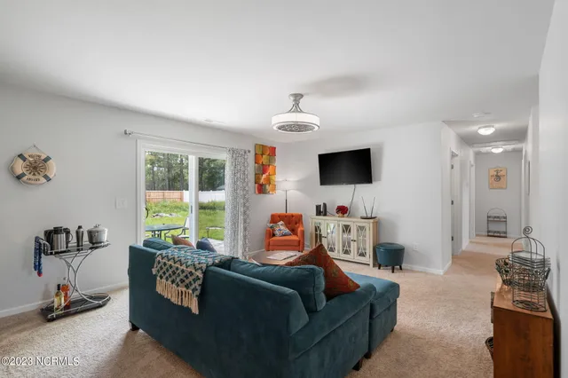 $2,350 | 920 Golfview Road, Southport, NC 28461