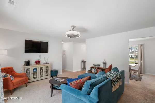$2,350 | 920 Golfview Road, Southport, NC 28461