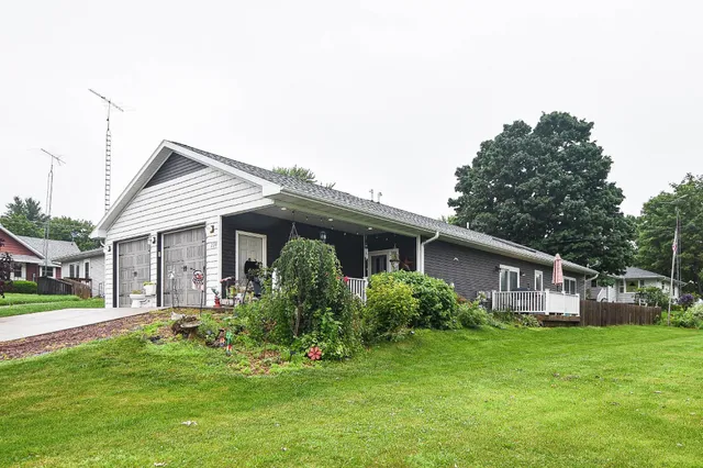 $285,000 | 228 North Penn Street, Belmont, WI 53510