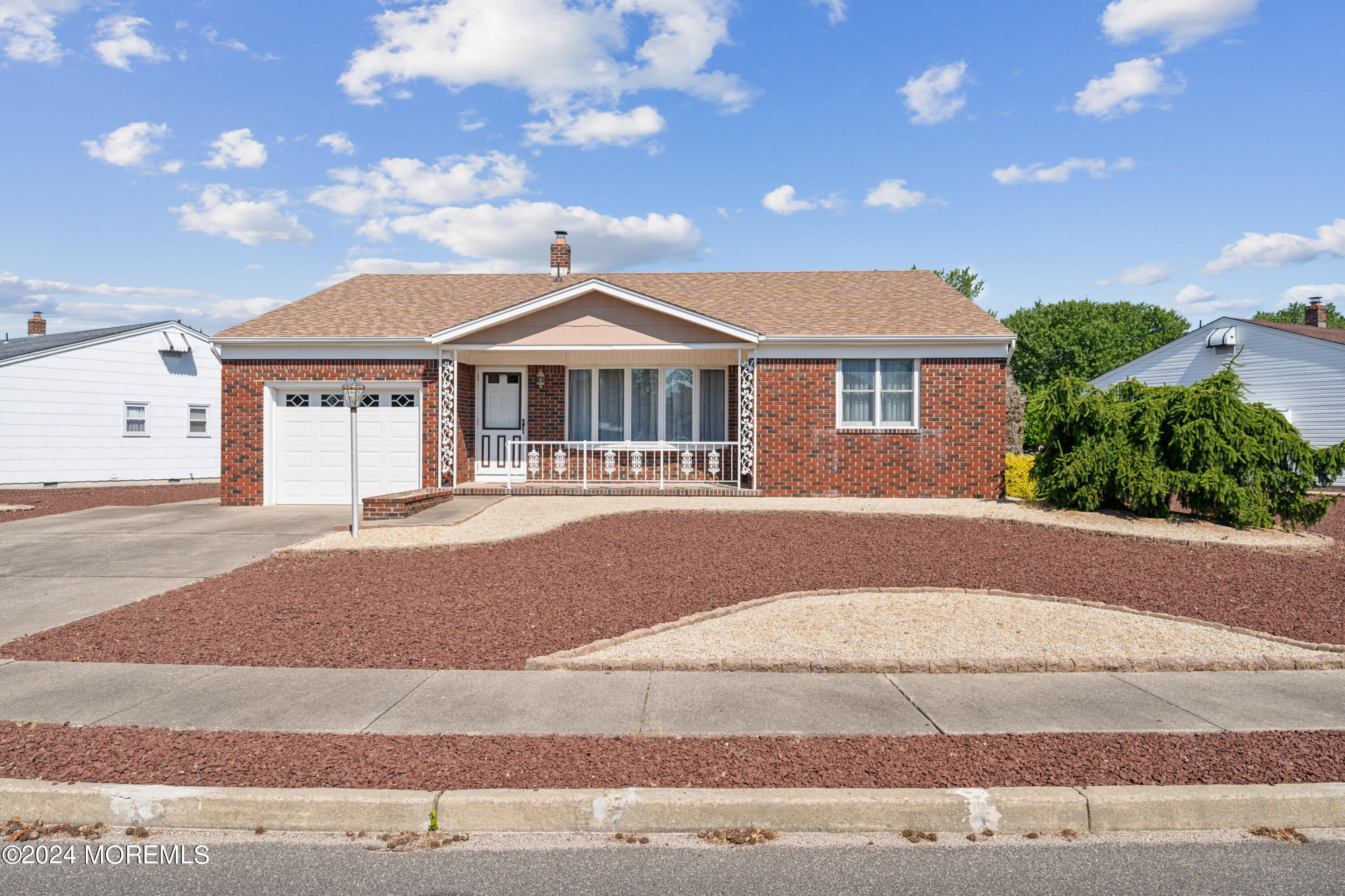 3 Garrett Road Toms River, NJ 08757 - Photo 24 of 24 front view of a house with a yard