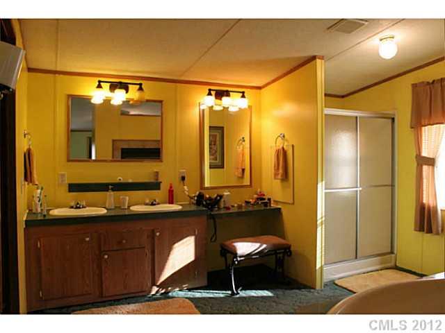 1238 St Marks Church Road Crouse, NC 28033 - Photo 5 of 16 Gallery Image 5