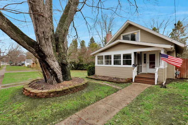 $168,900 | 609 South Park Boulevard, Lansing, MI 48910