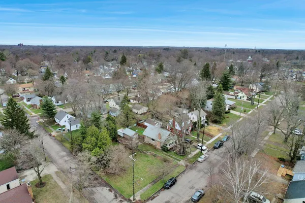 $168,900 | 609 South Park Boulevard, Lansing, MI 48910