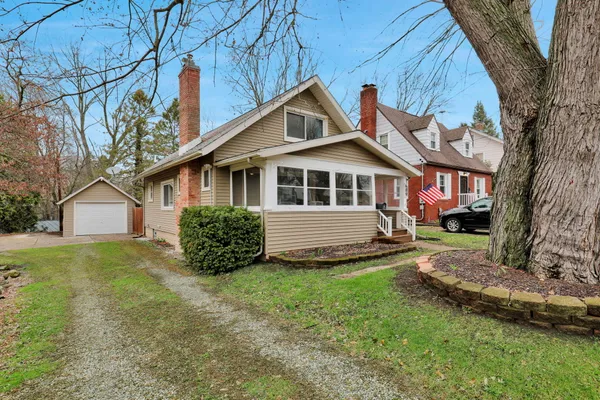 $168,900 | 609 South Park Boulevard, Lansing, MI 48910