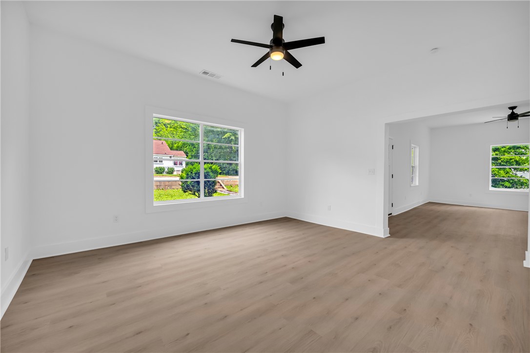 904 East Main Street Seneca, SC 29678 - Photo 24 of 50