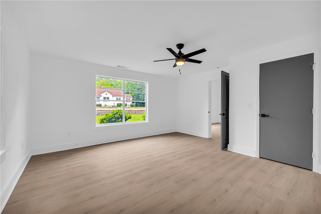 904 East Main Street Seneca, SC 29678 - Photo 29 of 50