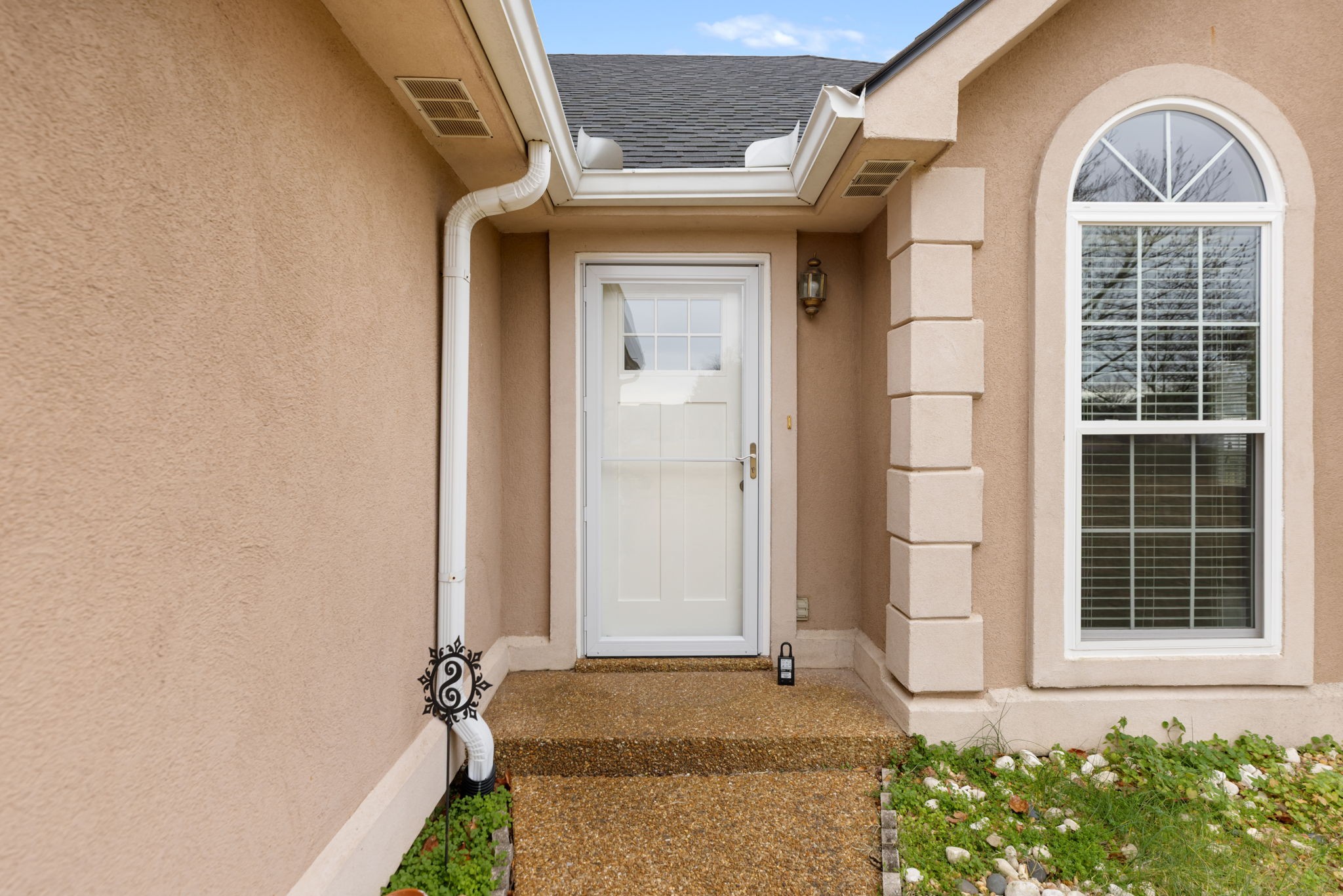 1240 Hunters Point Lane Spring Hill, TN 37174 - Photo 3 of 58 a front view of a house with a yard