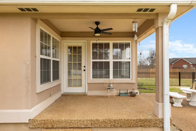 $500,000 | 1240 Hunters Point Lane, Spring Hill, TN 37174