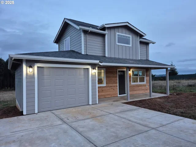 a house view with a outdoor space