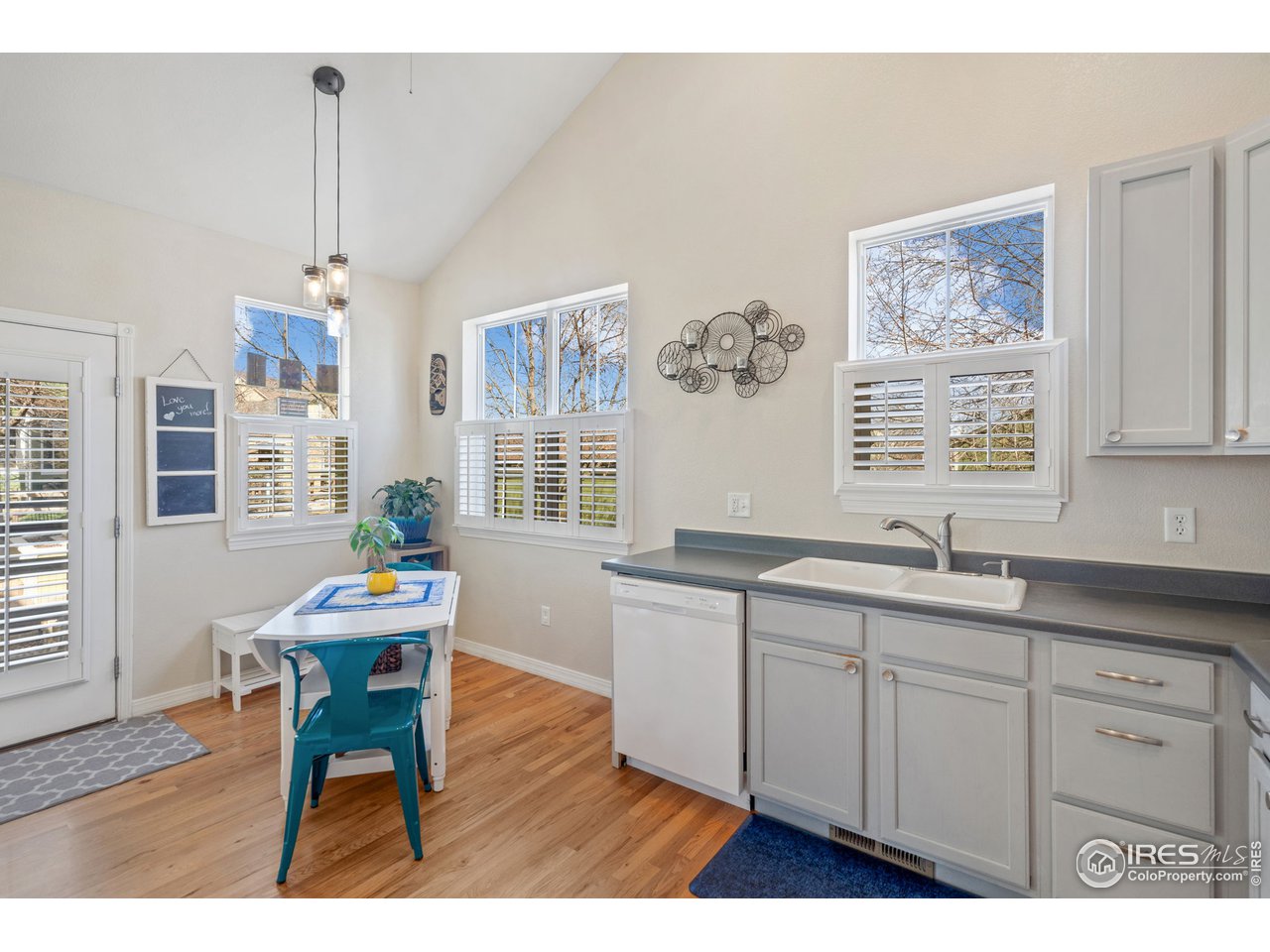 2250 Trestle Road Fort Collins, CO 80525 - Photo 8 of 22 Kitchen/Dining