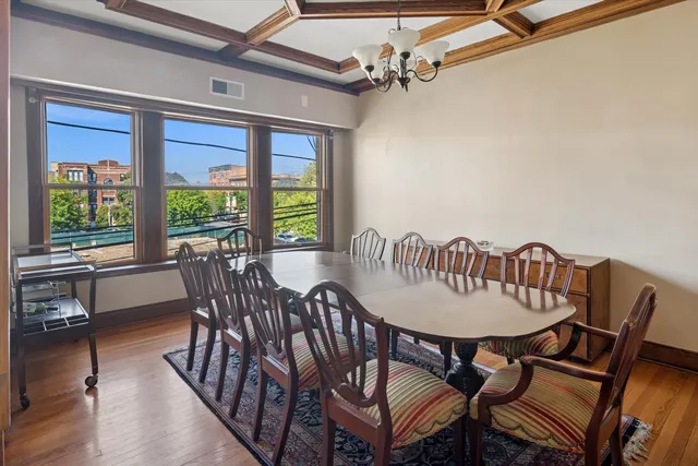 $550,000 | 1353 West Wilson Avenue, Unit 2, Chicago, IL 60640