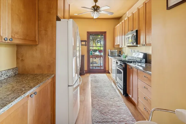 $550,000 | 1353 West Wilson Avenue, Unit 2, Chicago, IL 60640