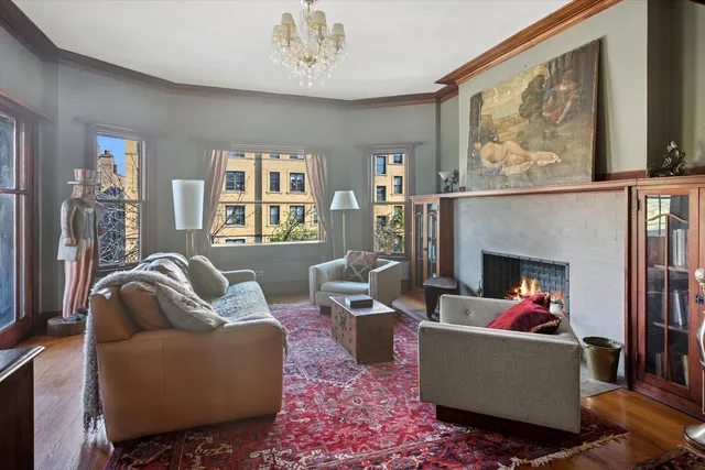 $550,000 | 1353 West Wilson Avenue, Unit 2, Chicago, IL 60640