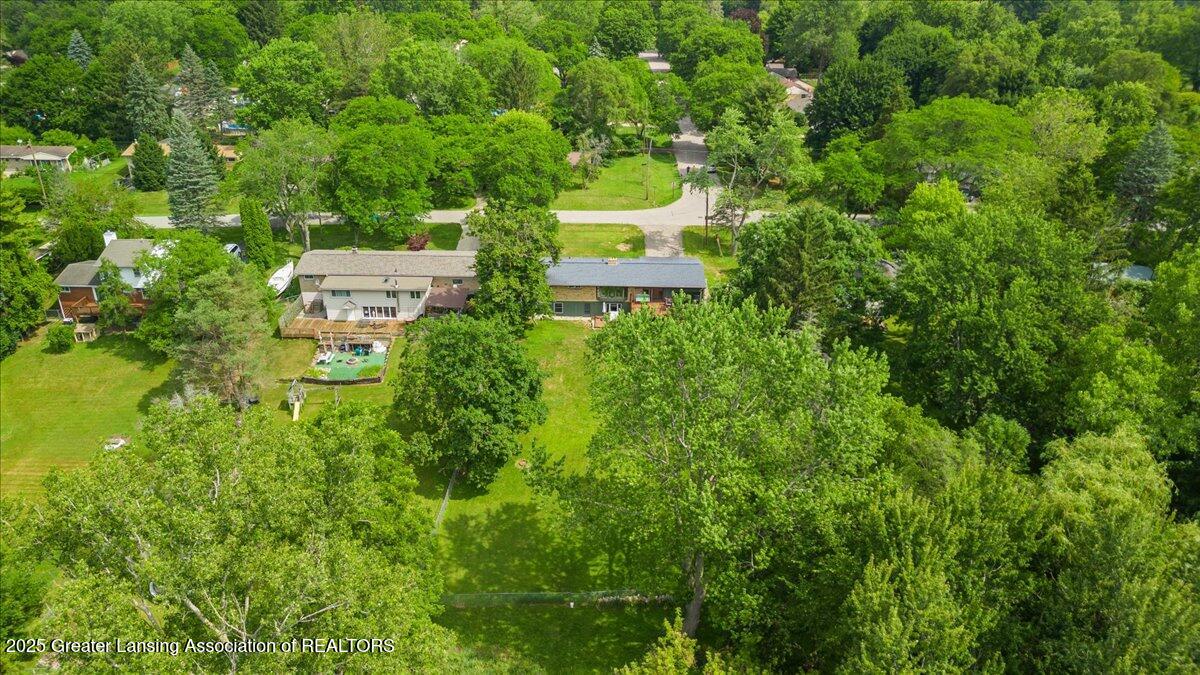 1395 Biscayne Way Haslett, MI 48840 - Photo 39 of 43 06-Media Jett - 06