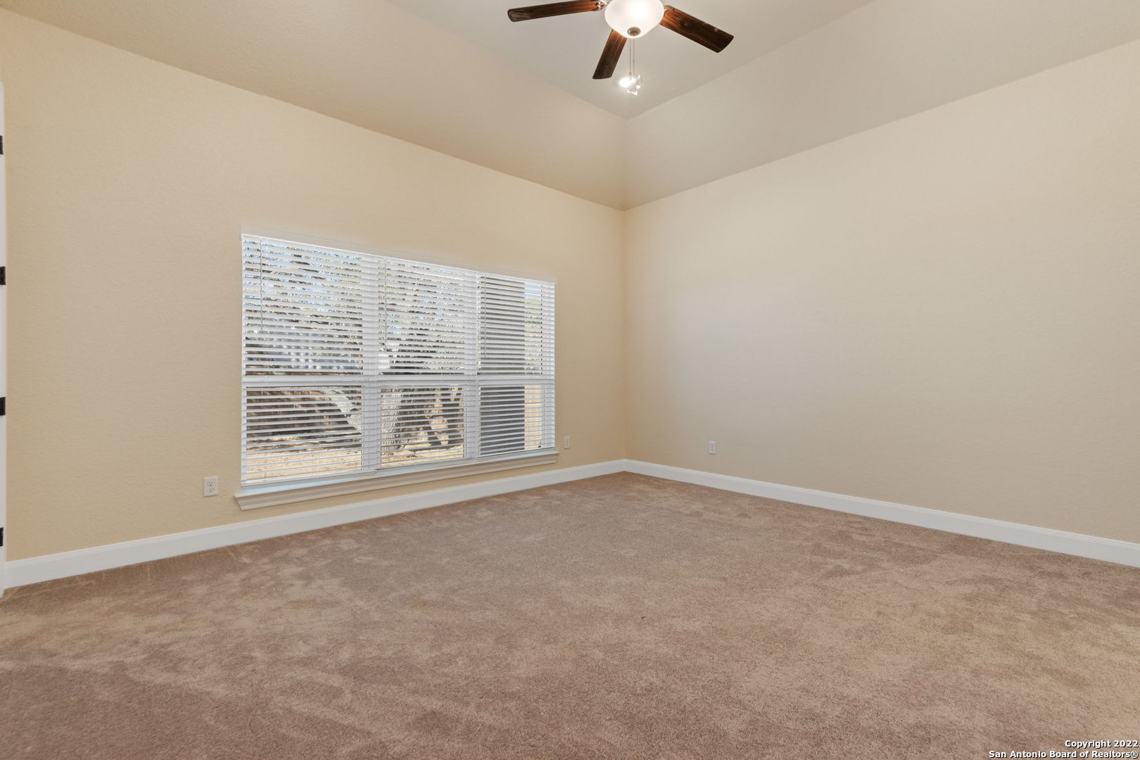 612 Carriage House Spring Branch, TX 78070 - Photo 10 of 20