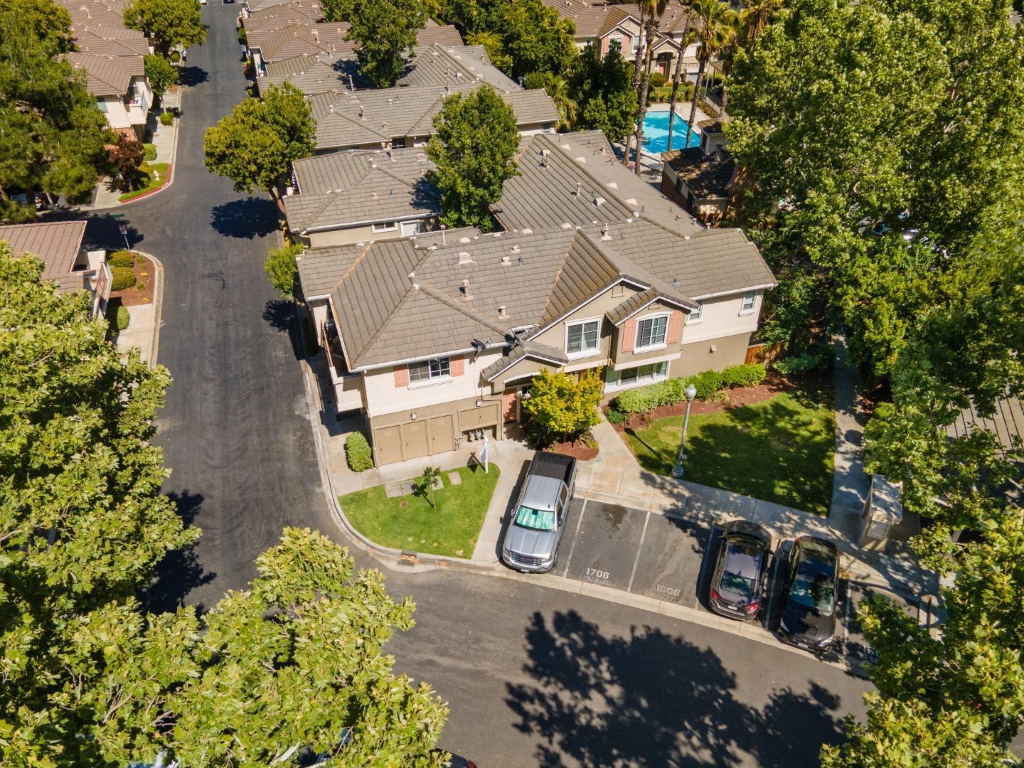 394 Oleander Drive San Jose, CA 95123 - Photo 21 of 27 an aerial view of residential house with outdoor space and swimming pool