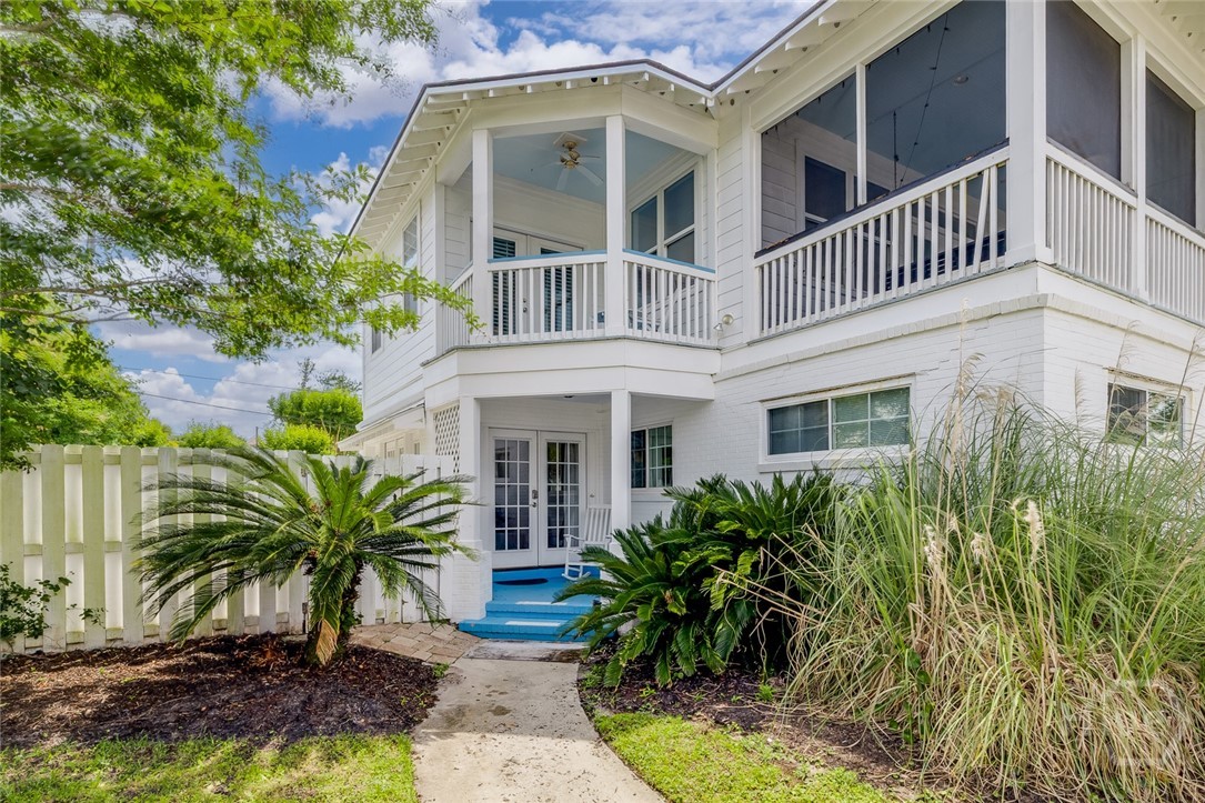 5 10th Street Tybee Island, GA 31328 - Photo 1 of 50