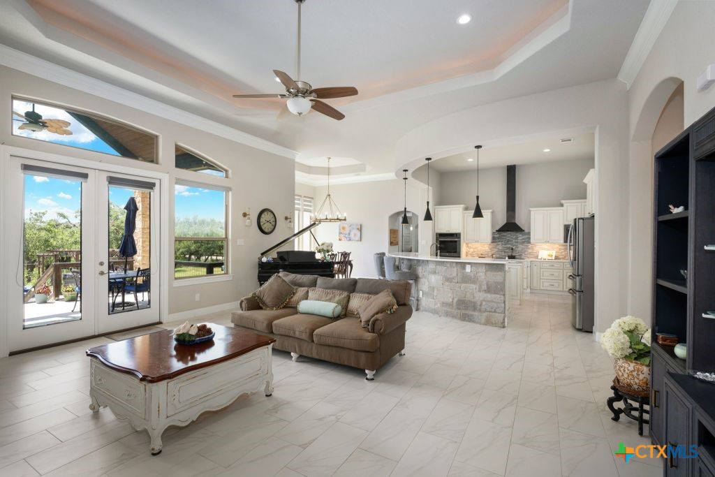 2326 Cascada Parkway Spring Branch, TX 78070 - Photo 19 of 48