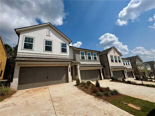 $349,900 | 5321 Frontier Court, Flowery Branch, GA 30542