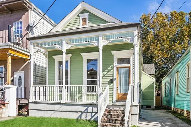 $2,500 | 2927 Palmyra Street, New Orleans, LA 70119