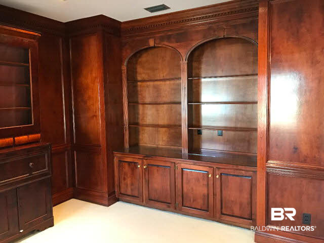 401 Potters Mills Road Daphne, AL 36526 - Photo 5 of 28 For Sale: 401 Potters Mill Avenue, Daphne, AL 36526 Study with built-ins