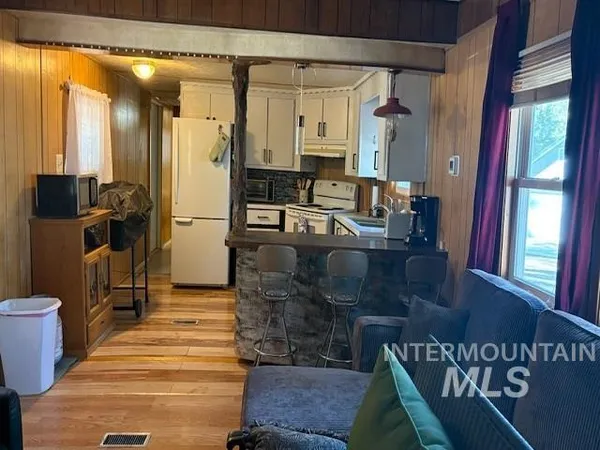 $199,000 | 11 Lucky Circle, Garden Valley, ID 83622