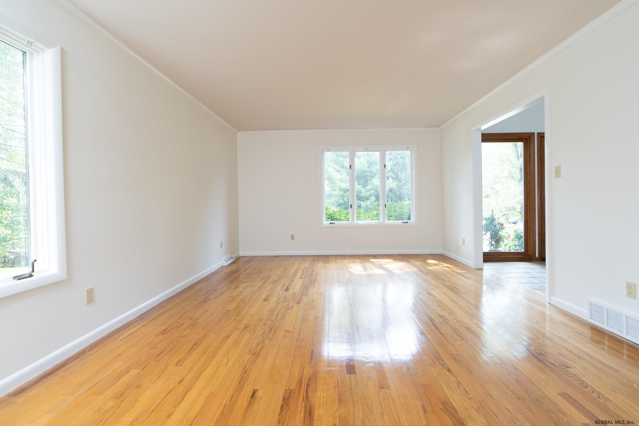 1389 Rowe Road Niskayuna, NY 12309 - Photo 13 of 54 Photo 13