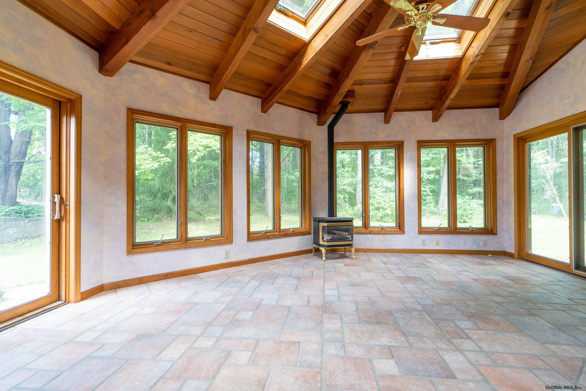 1389 Rowe Road Niskayuna, NY 12309 - Photo 25 of 54 Photo 27