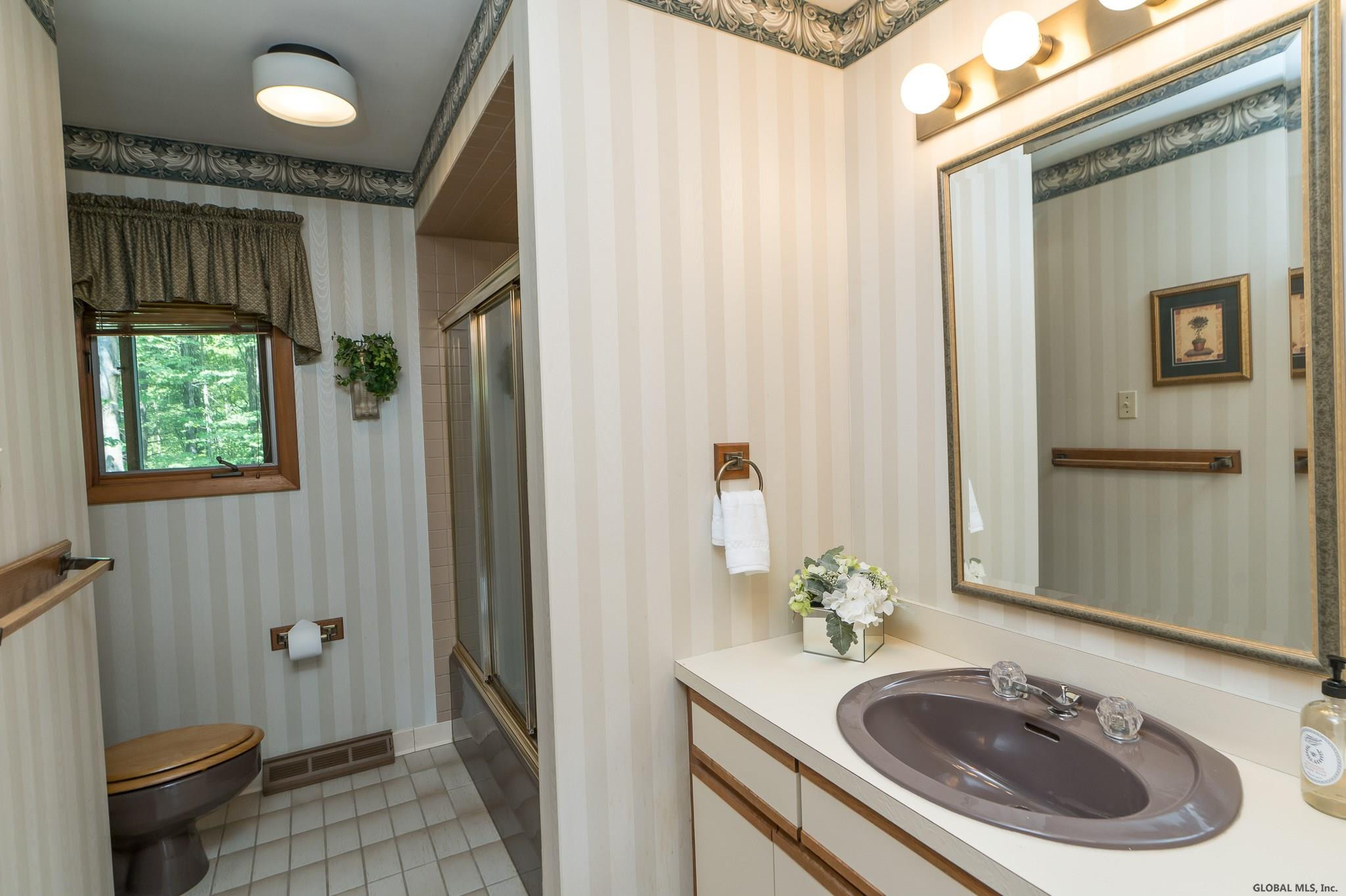 1389 Rowe Road Niskayuna, NY 12309 - Photo 39 of 54 Photo 41