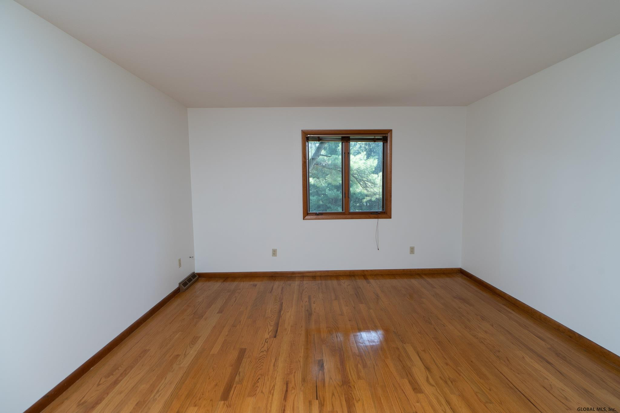 1389 Rowe Road Niskayuna, NY 12309 - Photo 42 of 54 Photo 44