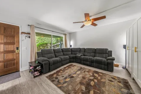 $549,900 | 5661 Lake Park Way, Unit 6, La Mesa, CA 91942