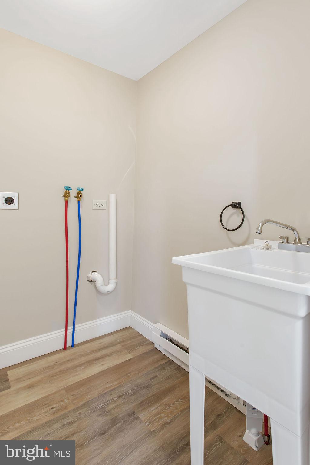211 Fulton Street Hanover, PA 17331 - Photo 10 of 26 Gallery Image 10