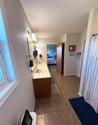 $499,900 | 28210 State F Highway, Maryville, MO 64468