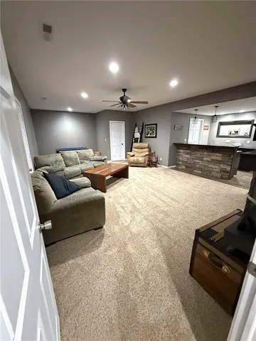 $499,900 | 28210 State F Highway, Maryville, MO 64468