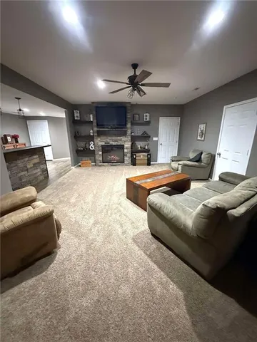 $499,900 | 28210 State F Highway, Maryville, MO 64468