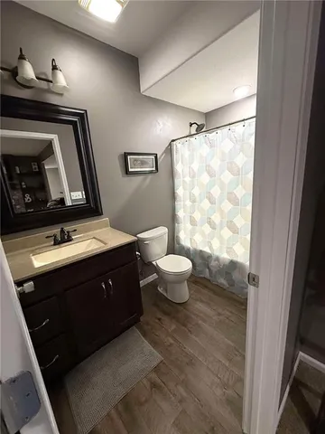 $499,900 | 28210 State F Highway, Maryville, MO 64468