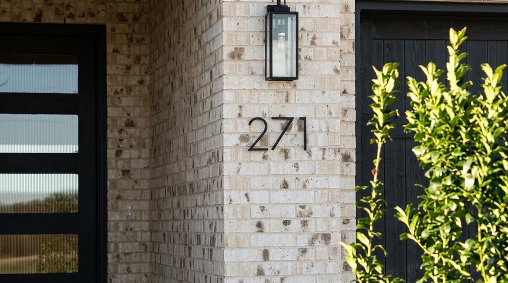 271 Lantern Ridge Drive Aledo, TX 76008 - Photo 2 of 30