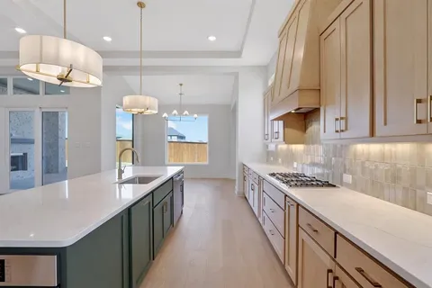 $899,999 | 271 Lantern Ridge Drive, Aledo, TX 76008