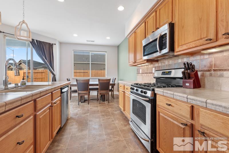 1430 Slate Way Fernley, NV 89408 - Photo 3 of 20 Photo 3